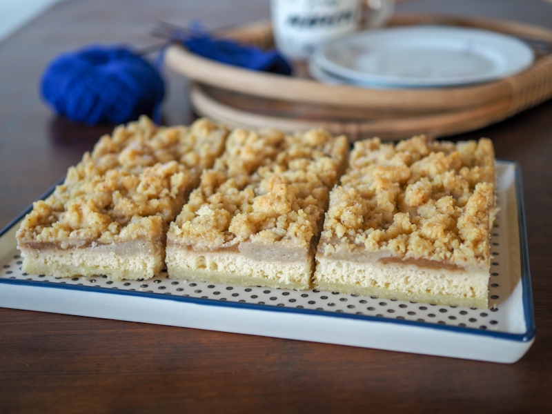 Picassokuchen-rezept-apfelmark-vanillepudding-haselnussstreusel